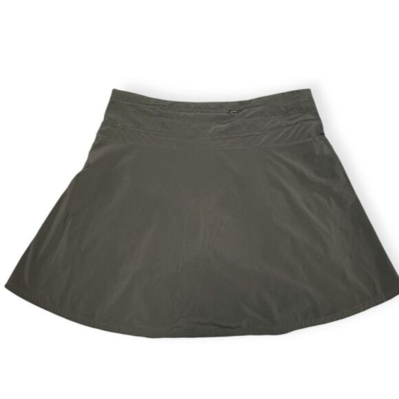 ATHLETA Women’s Black All Day Skort Built-In Shorts Active Tennis Golf Size 10 S - Picture 3 of 8